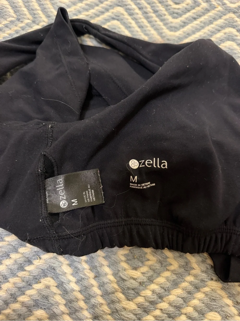 Zella wireless sports